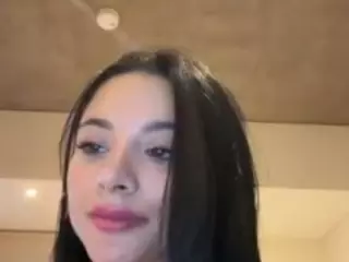 Laualvarez nude on cam - live sex chat • InTheCrack