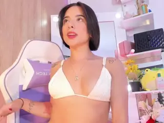 Kira Lopez's Live Sex Cam Show