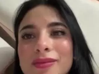 Kira Lopez's Live Sex Cam Show