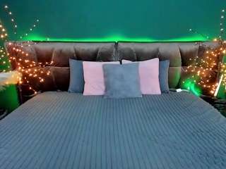 rebeccadiamond18 webcam