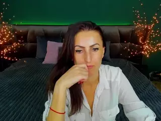 RebeccaDiamond18's Live Sex Cam Show