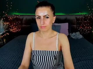 RebeccaDiamond18's Live Sex Cam Show
