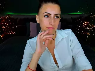 RebeccaDiamond18's Live Sex Cam Show