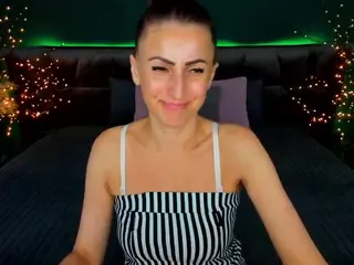 RebeccaDiamond18's Live Sex Cam Show