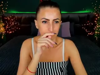 RebeccaDiamond18's Live Sex Cam Show