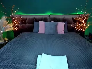 RebeccaDiamond18's Live Sex Cam Show