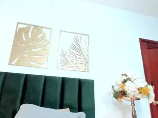 AlisaFox's Live Sex Cam Show