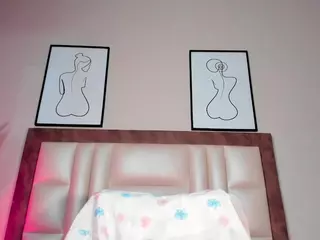 AlisaFox's Live Sex Cam Show