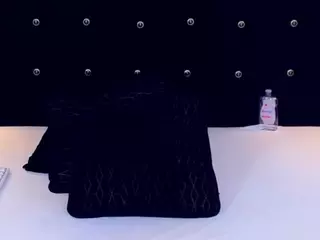 cynthiaadamss's Live Sex Cam Show