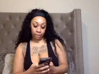 missprettypocaho... Live Webcam on CamSoda