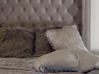  missprettypocahontas chat room