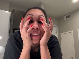 Live Sex Chat with Miss Pretty Pocahontas (@missprettypocahontas)