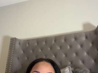 missprettypocahontas webcam model