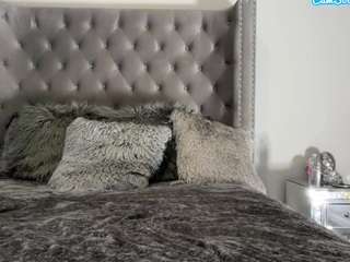 missprettypocahontas webcam model