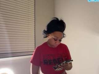 Live webcam model missprettypocahontas on Soda Cams