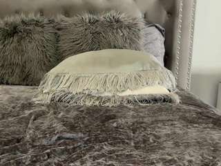 Miss Pretty Pocahontas