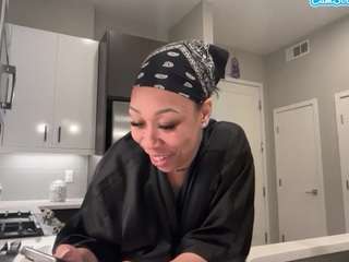 missprettypocahontas webcam