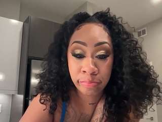 missprettypocahontas webcam