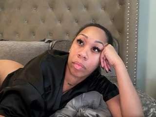 missprettypocahontas live webcam show