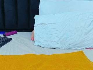 Live webcam model grettchen on Soda Cams