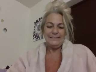Jordyn Lvee live cam preview