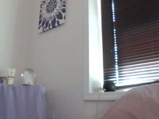 Jordyn Lvee live cam preview