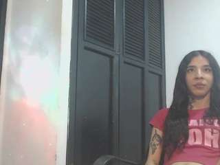 rav3nnn Live Webcam on CamSoda