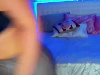 JuliaGreen's Live Sex Cam Show