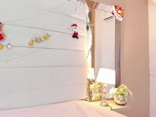 lilly-19 Live Webcam on CamSoda