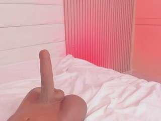 lilly-19 live webcam show
