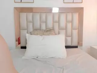 YAYIS's Live Sex Cam Show