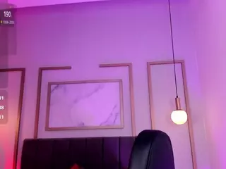 Bombshellll's Live Sex Cam Show