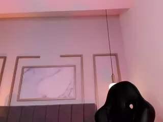 Bombshellll's Live Sex Cam Show