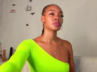 tamylynn1 live cam profile