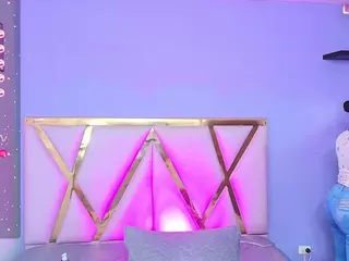 curvyebony's Live Sex Cam Show