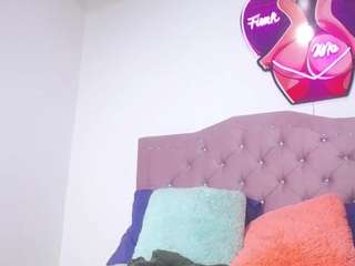 Adult Dirty Chat camsoda little-lucyx