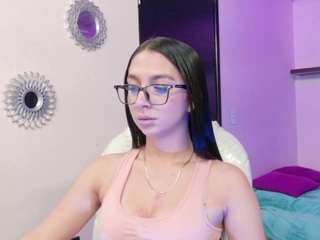 maeve-ds webcam model