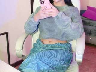 2 BIGG SQUIRT IN YOUR COCK [518 tokens remaining]