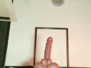 Live webcam model maeve-ds on Soda Cams