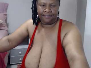 bustylonaxxx webcam