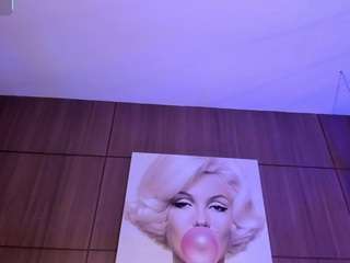 agataduque's CamSoda show and profile