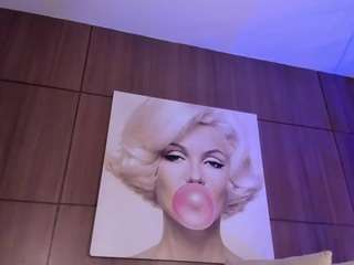 @Goal: Rub and whip your cock in my pussy⭐ Make me moan 60 sec x 93 tk ⭐I want feel your warm tongue inside me, come here and suck me ⭐ [194 tokens remaining]