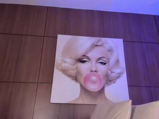 agataduque Live Webcam on CamSoda