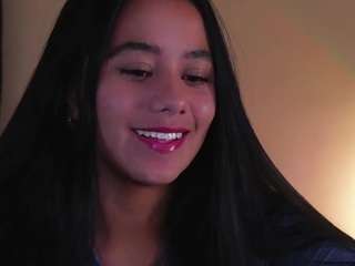 dafnee-ds Live Webcam on CamSoda