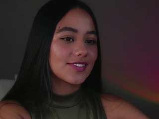 Live webcam model dafnee-ds on Soda Cams