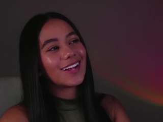 Live webcam model dafnee-ds on Soda Cams