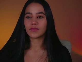 Live webcam model dafnee-ds on Soda Cams