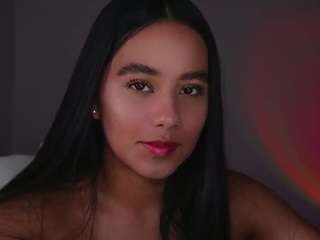 Live webcam model dafnee-ds on Soda Cams