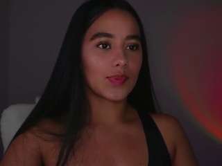 Live webcam model dafnee-ds on Soda Cams