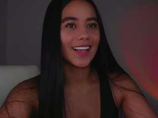 Live webcam model dafnee-ds on Soda Cams